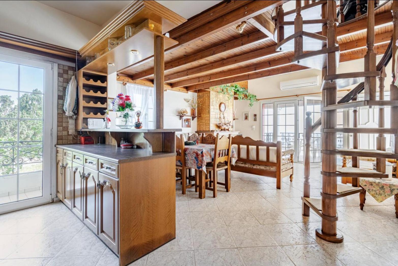 Апартаменти Pan Family House Фіра Екстер'єр фото